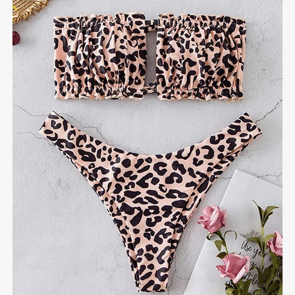 🦋2/$22 NWOT Zaful leopard strapless bandeau bikini top - Picture 2 of 6